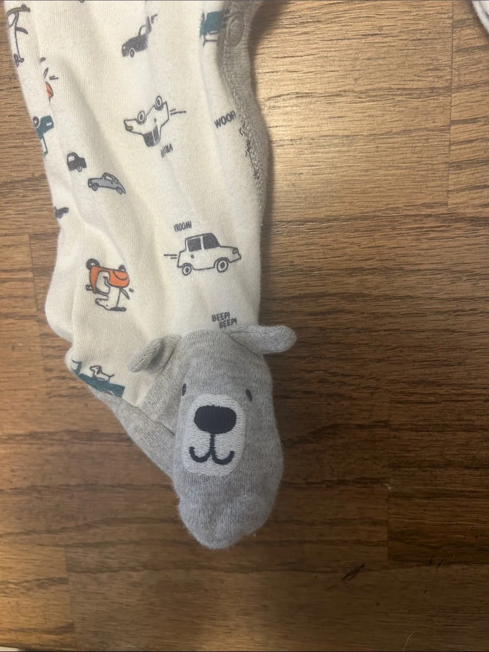 Carter’s Footie Pajamas with Car Print - White & Gray Size 9 Months